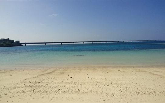 宮古島から見た伊良部大橋