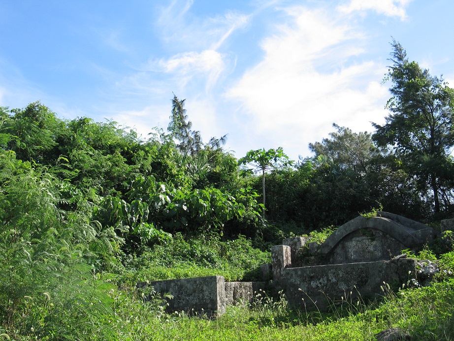宮古島の墓