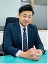 月館 顕一郎